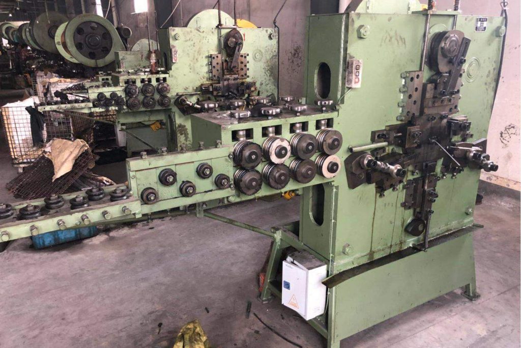 factory4-semi-automatic knotting machine
